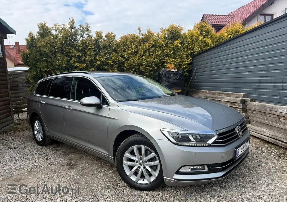 VOLKSWAGEN Passat 2.0 TDI (BlueMotion Technology) DSG Highline