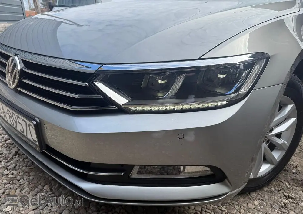 VOLKSWAGEN Passat 2.0 TDI (BlueMotion Technology) DSG Highline