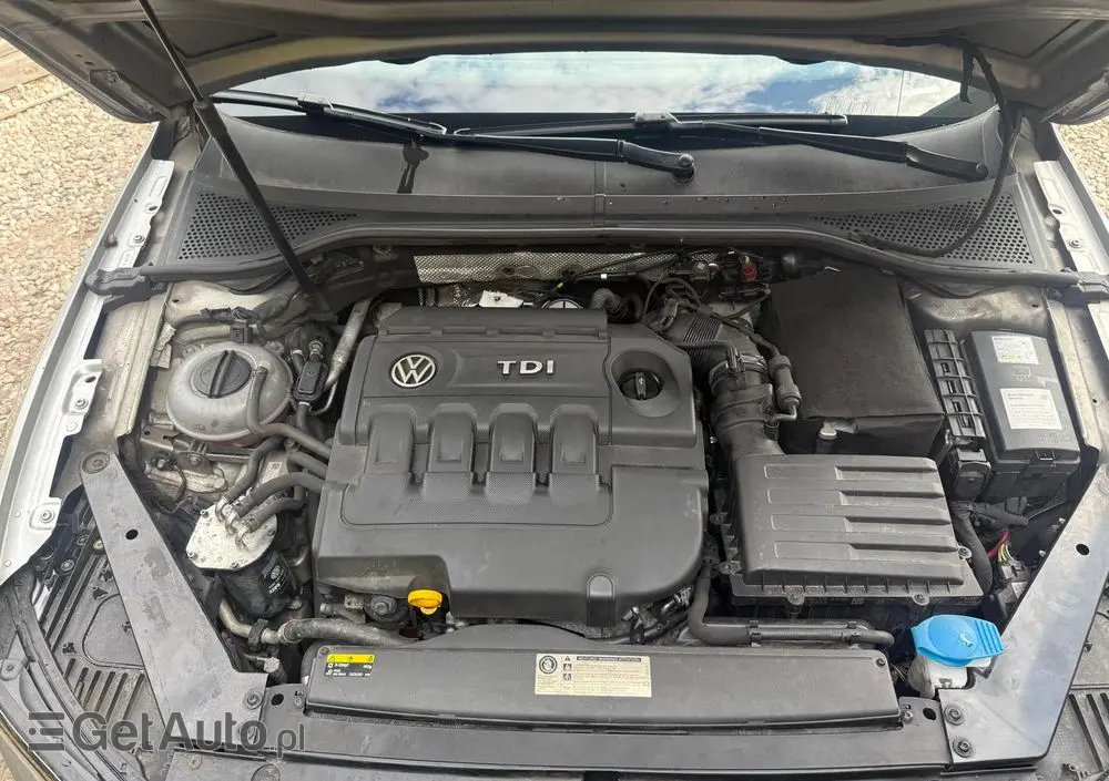 VOLKSWAGEN Passat 2.0 TDI (BlueMotion Technology) DSG Highline