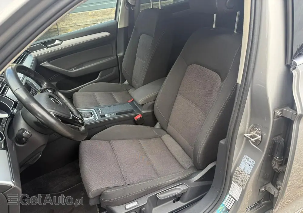 VOLKSWAGEN Passat 2.0 TDI (BlueMotion Technology) DSG Highline