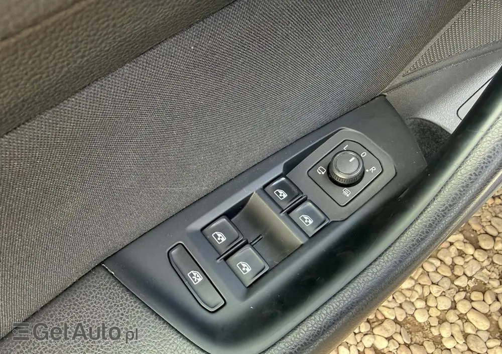 VOLKSWAGEN Passat 2.0 TDI (BlueMotion Technology) DSG Highline