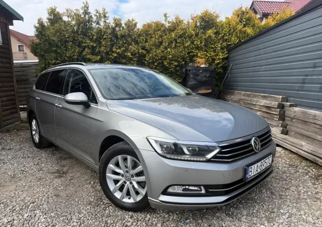 VOLKSWAGEN Passat 2.0 TDI (BlueMotion Technology) DSG Highline