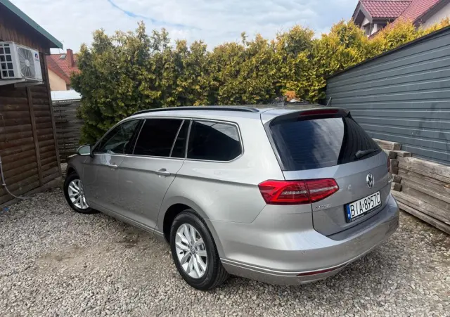 VOLKSWAGEN Passat 2.0 TDI (BlueMotion Technology) DSG Highline