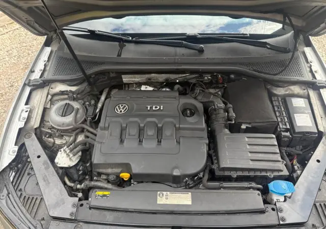 VOLKSWAGEN Passat 2.0 TDI (BlueMotion Technology) DSG Highline