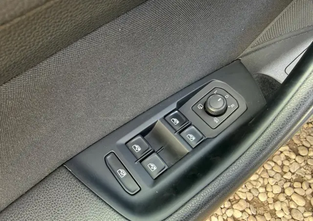 VOLKSWAGEN Passat 2.0 TDI (BlueMotion Technology) DSG Highline