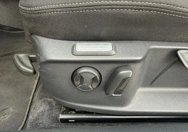 VOLKSWAGEN Passat 2.0 TDI (BlueMotion Technology) DSG Highline