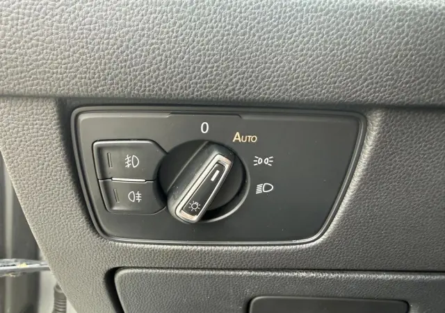 VOLKSWAGEN Passat 2.0 TDI (BlueMotion Technology) DSG Highline