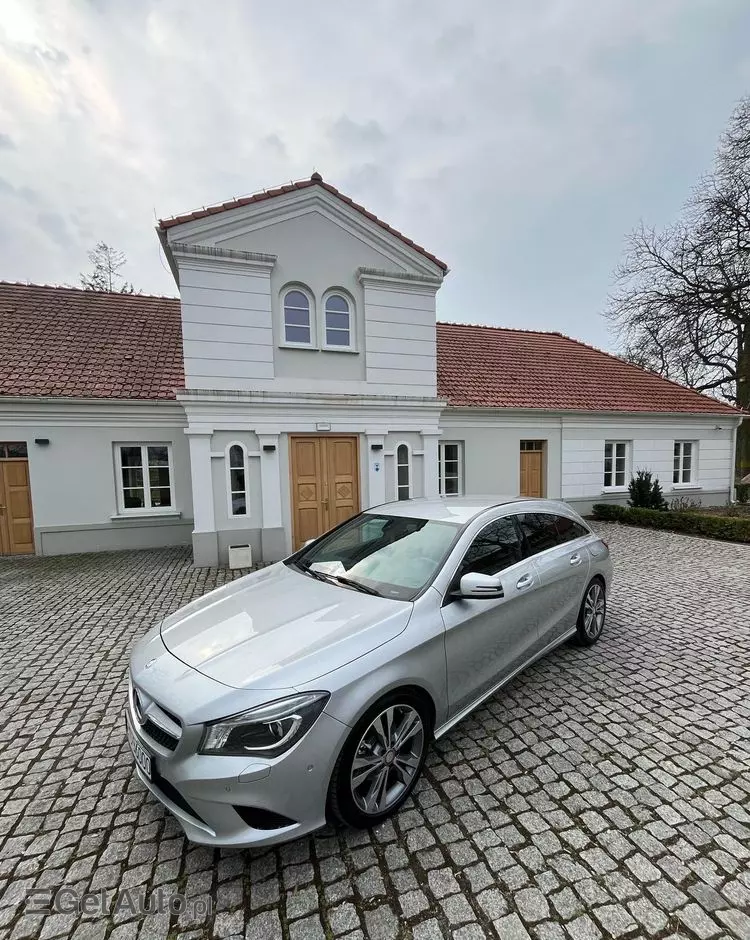 MERCEDES-BENZ CLA 200 (CDI) d 7G-DCT Urban