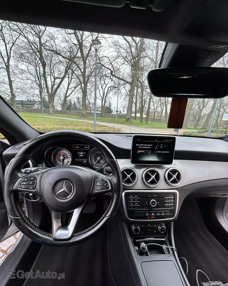 MERCEDES-BENZ CLA 200 (CDI) d 7G-DCT Urban