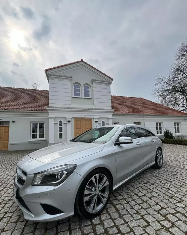 MERCEDES-BENZ CLA 200 (CDI) d 7G-DCT Urban