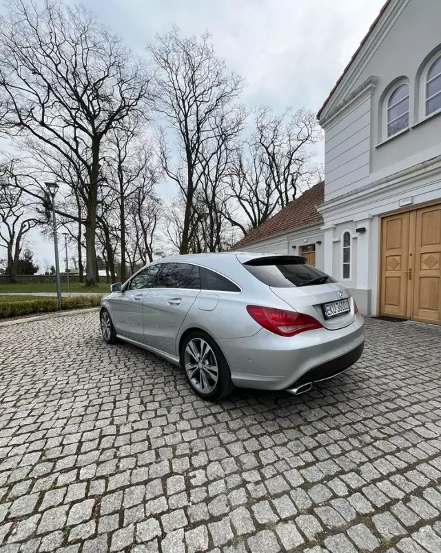 MERCEDES-BENZ CLA 200 (CDI) d 7G-DCT Urban