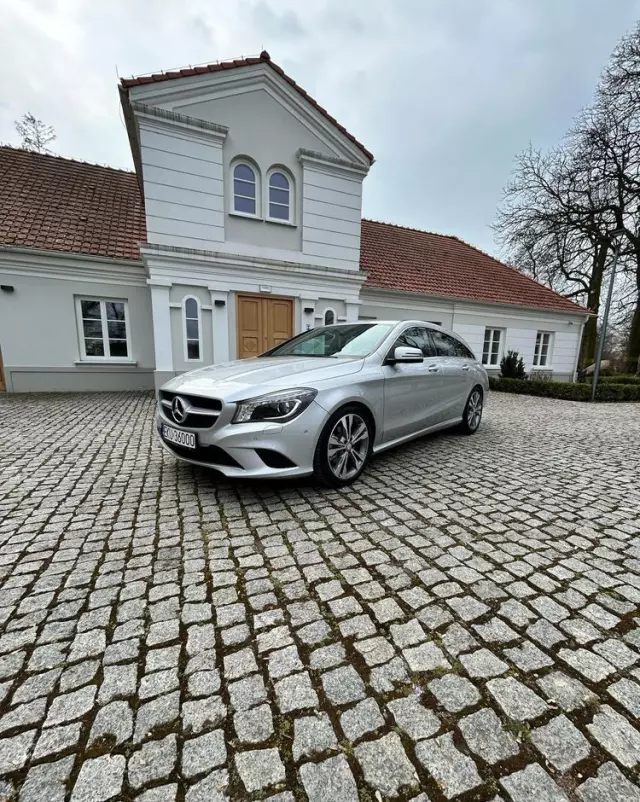 MERCEDES-BENZ CLA 200 (CDI) d 7G-DCT Urban