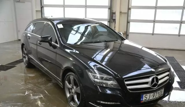 MERCEDES-BENZ Cls 