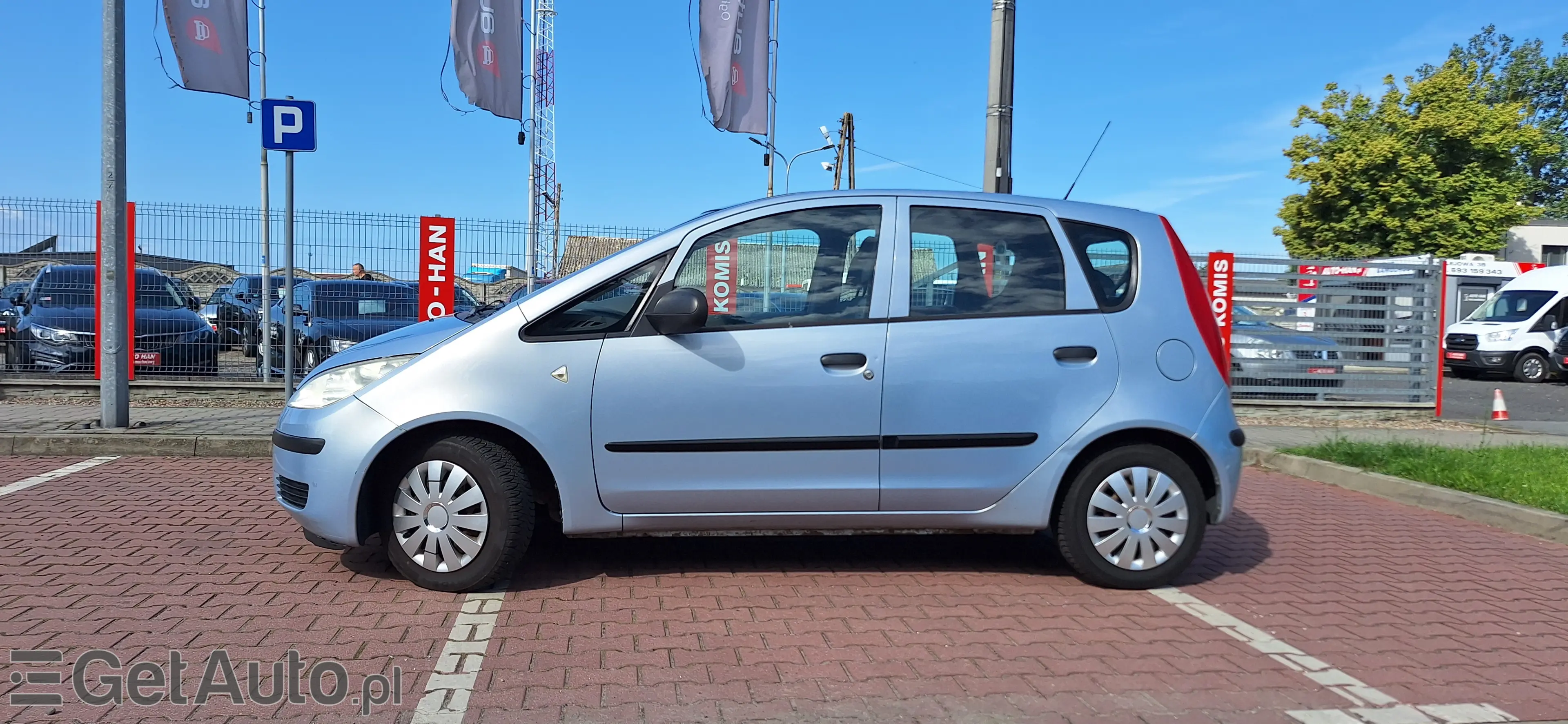 MITSUBISHI Colt 