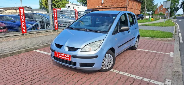 MITSUBISHI Colt 