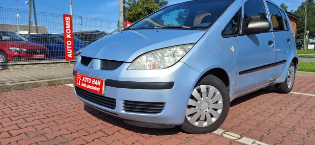 MITSUBISHI Colt 