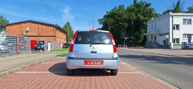MITSUBISHI Colt 