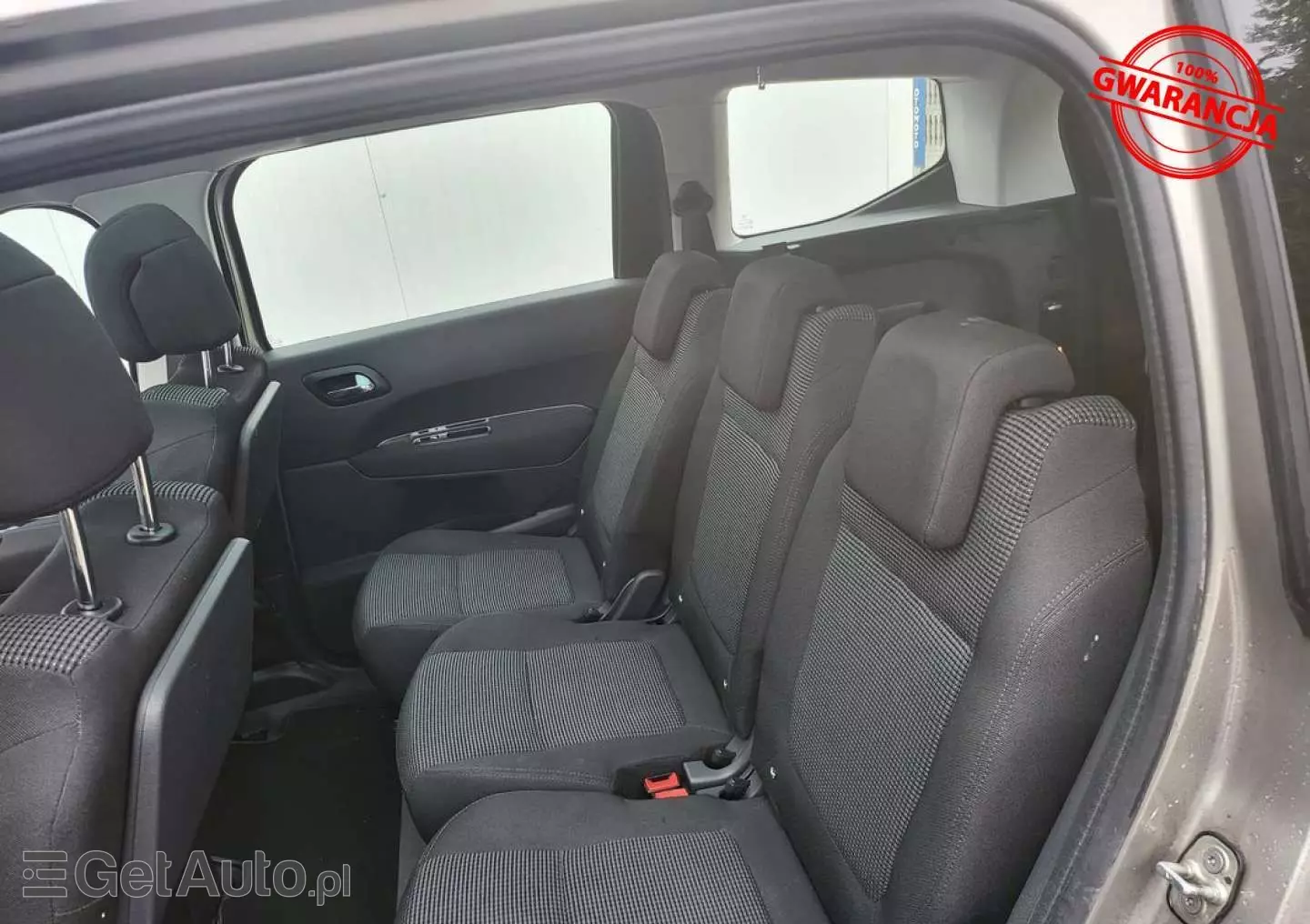 PEUGEOT 5008 2.0 HDi Family