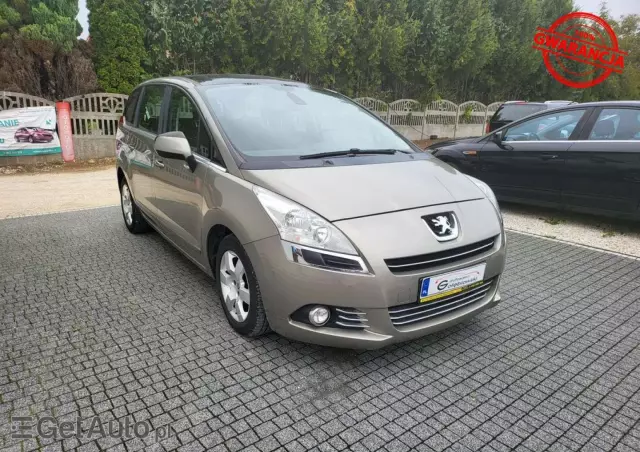 PEUGEOT 5008 2.0 HDi Family