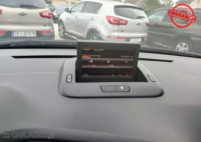 PEUGEOT 5008 2.0 HDi Family