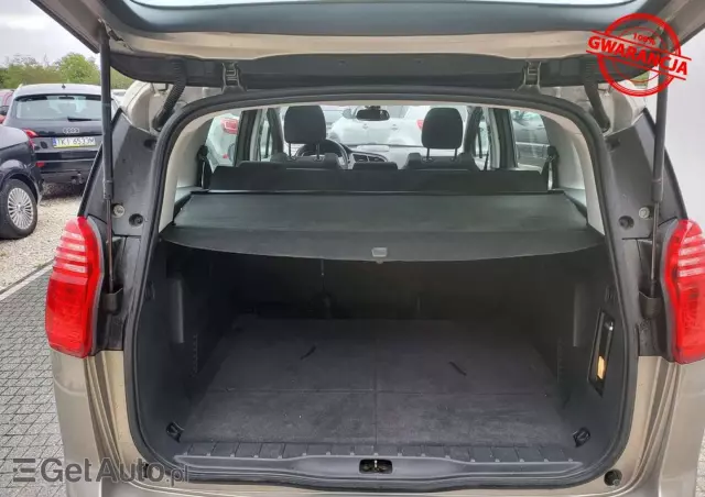 PEUGEOT 5008 2.0 HDi Family