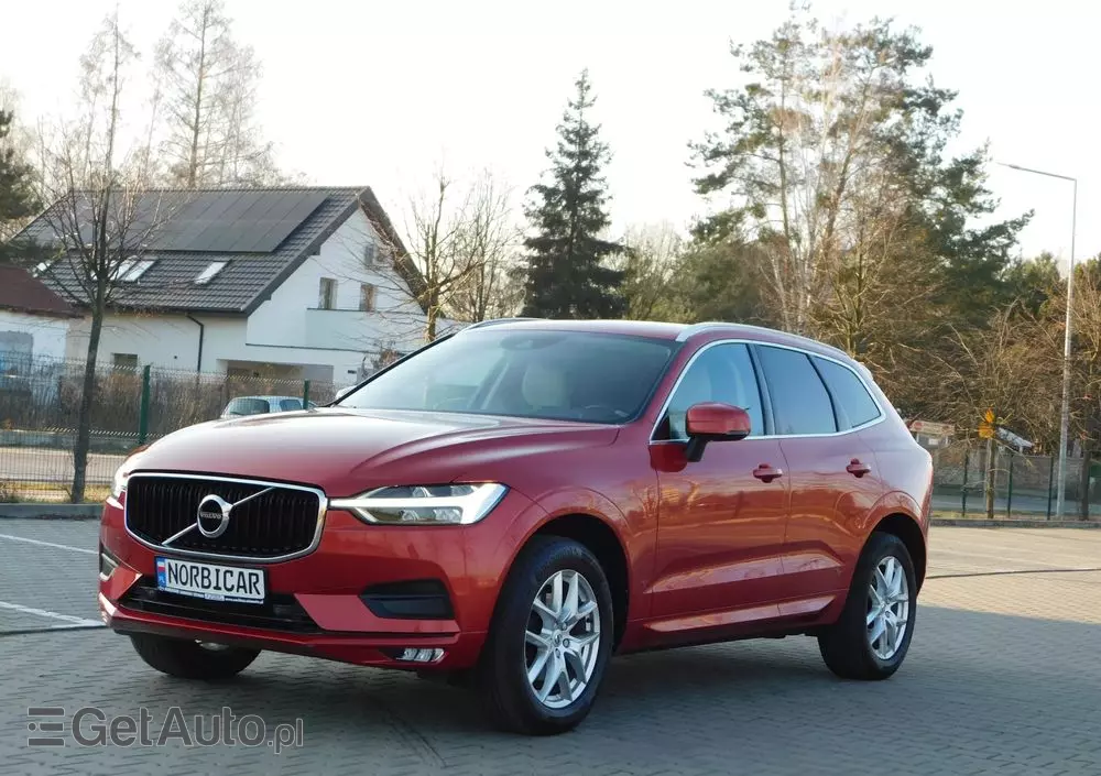 VOLVO XC 60 D4 Momentum Pro