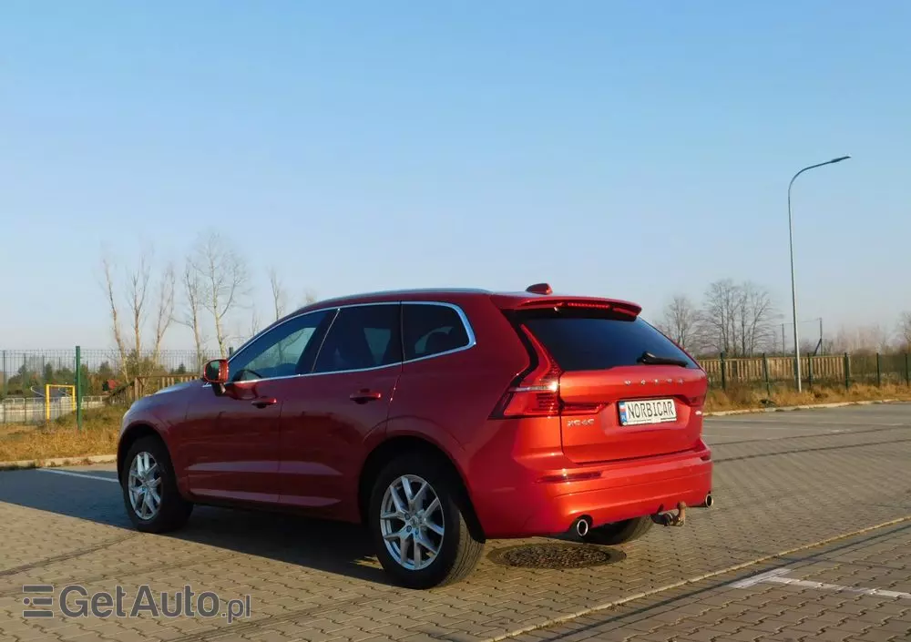 VOLVO XC 60 D4 Momentum Pro