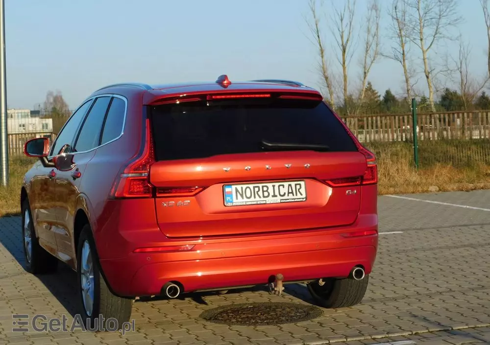 VOLVO XC 60 D4 Momentum Pro