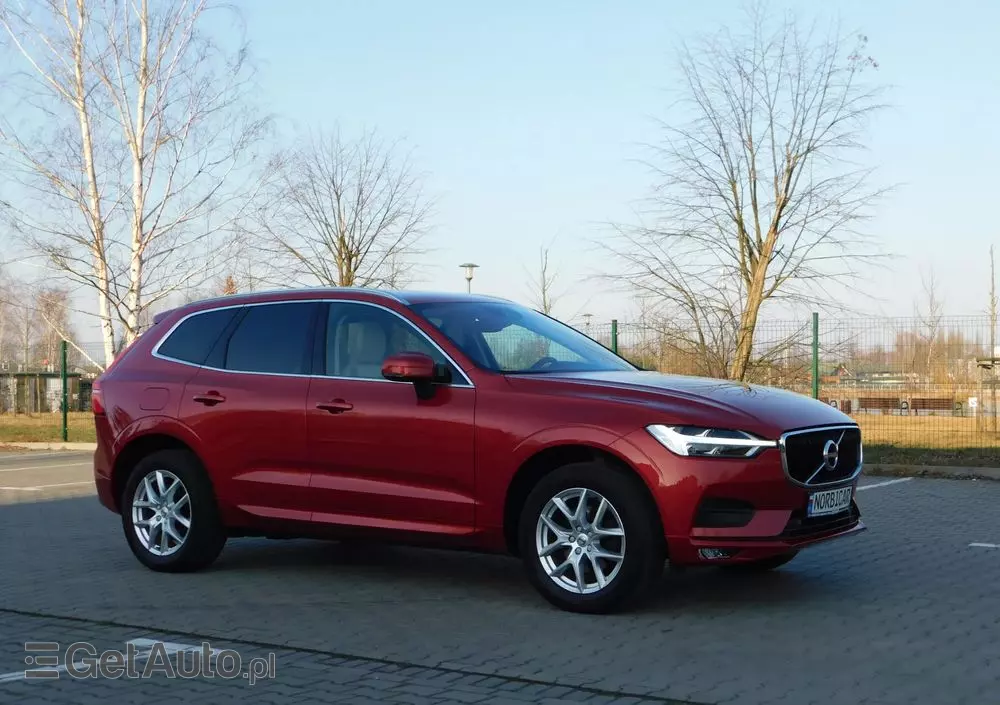 VOLVO XC 60 D4 Momentum Pro