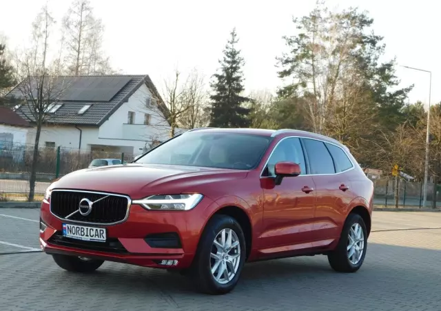 VOLVO XC 60 D4 Momentum Pro