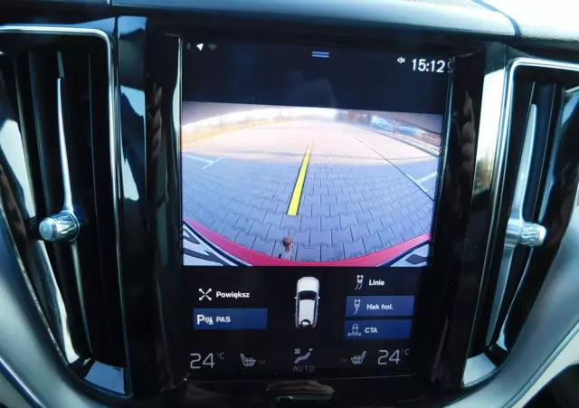 VOLVO XC 60 D4 Momentum Pro