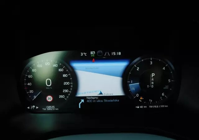 VOLVO XC 60 D4 Momentum Pro