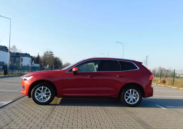 VOLVO XC 60 D4 Momentum Pro