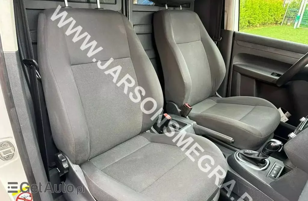 VOLKSWAGEN Caddy California 