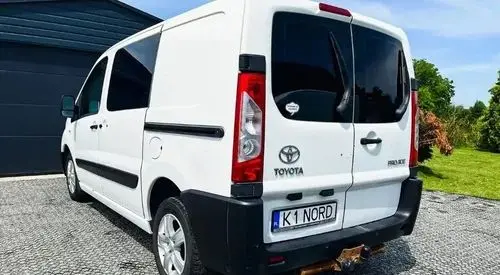 TOYOTA Proace 