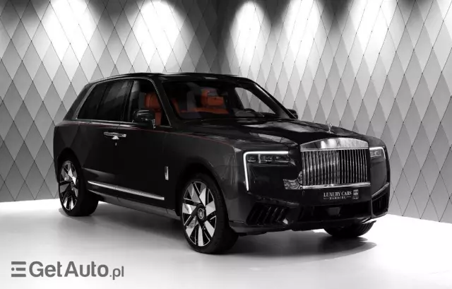 ROLLS-ROYCE Cullinan 