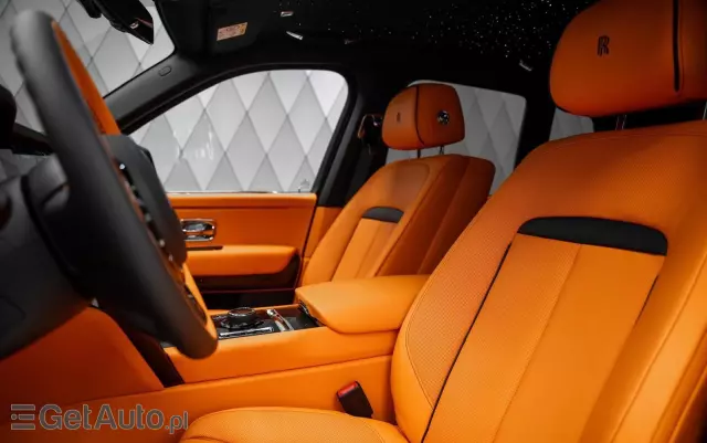 ROLLS-ROYCE Cullinan 
