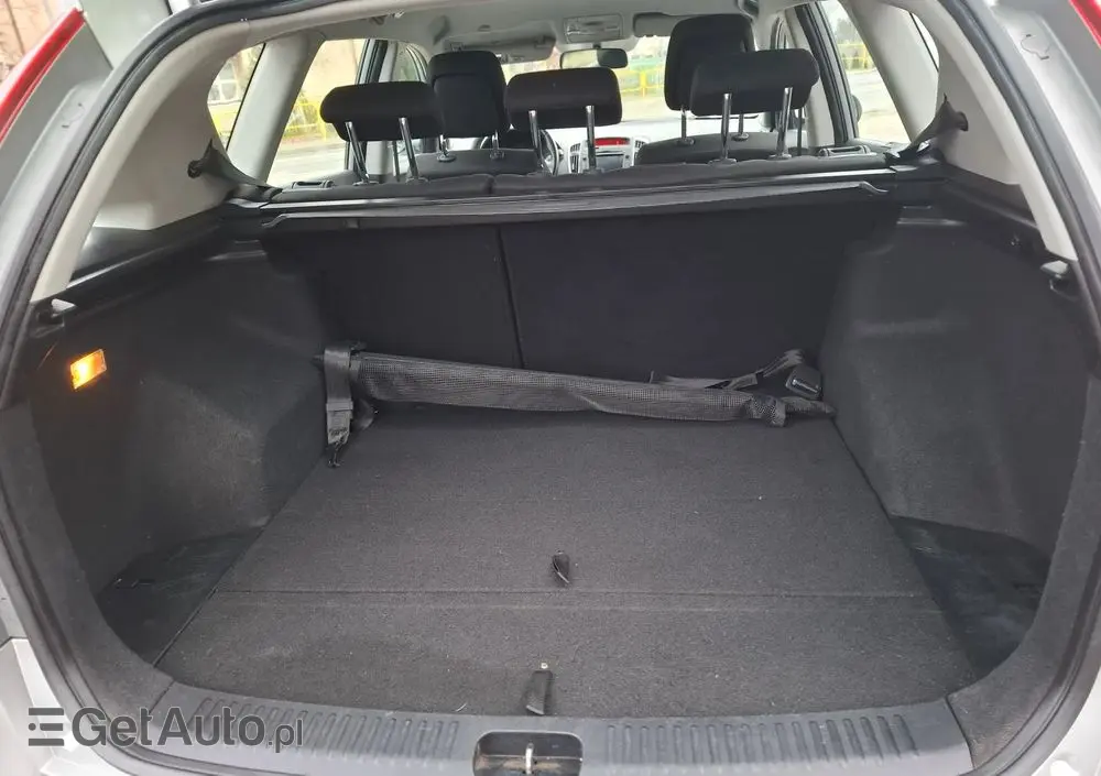 KIA Ceed 1.4 CVVT Dream-Team Edition