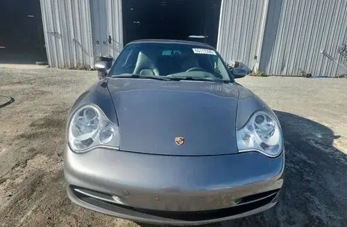 PORSCHE 911 Carrera 