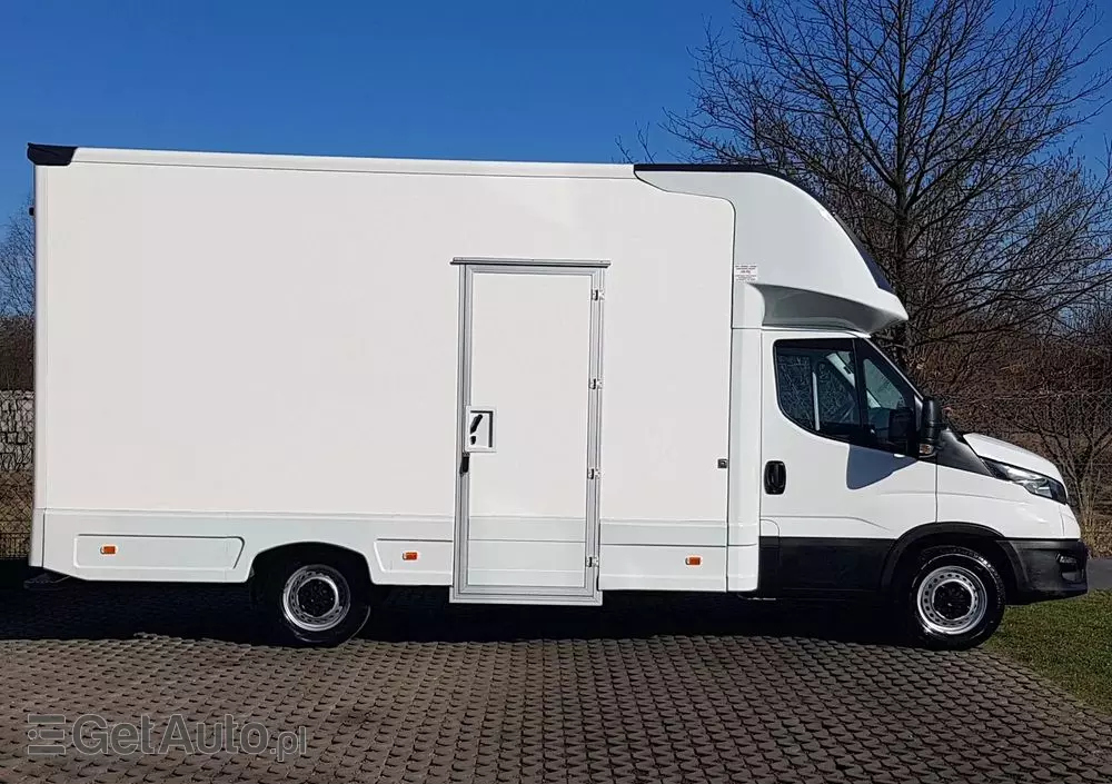 IVECO DAILY KONTENER NISKOPODŁOGOWY 4,43x2,23x2,42 SKLEP FOODTRUCK BAR KLIMA KONIOWÓZ KAMPER 