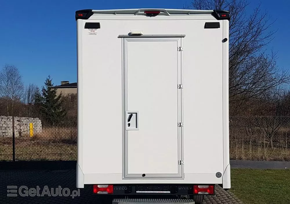 IVECO DAILY KONTENER NISKOPODŁOGOWY 4,43x2,23x2,42 SKLEP FOODTRUCK BAR KLIMA KONIOWÓZ KAMPER 