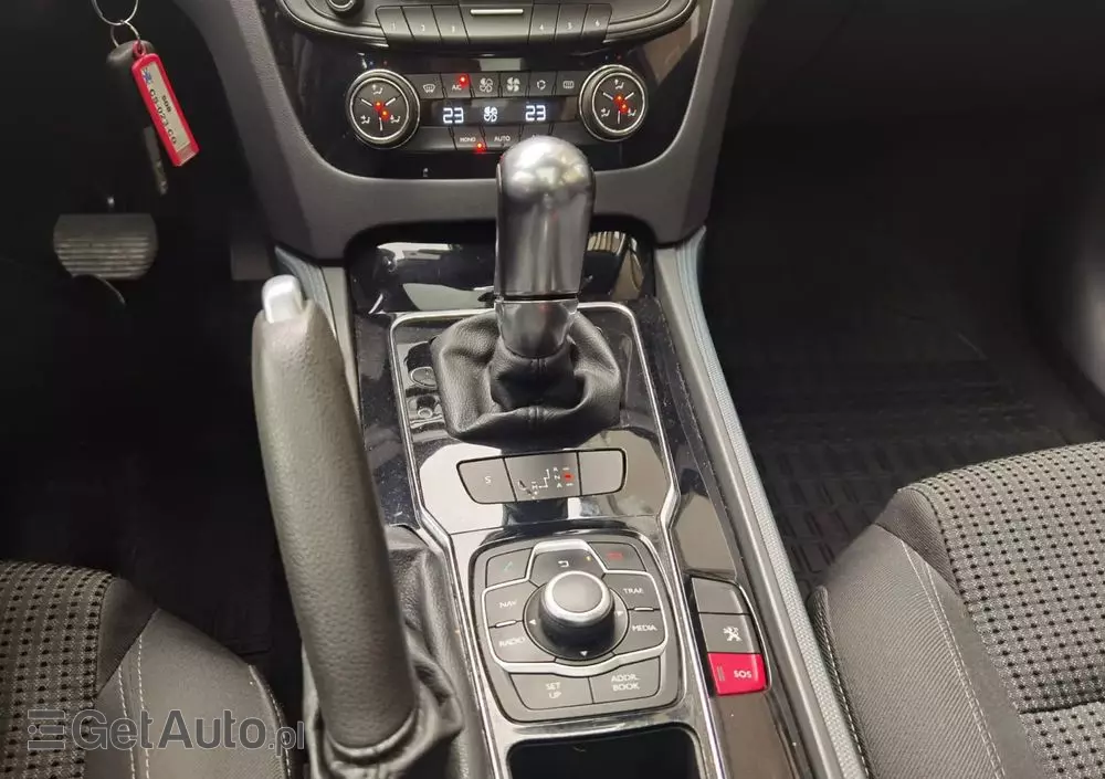 PEUGEOT 508 SW e-HDi FAP 115 EGS6 Business-Line