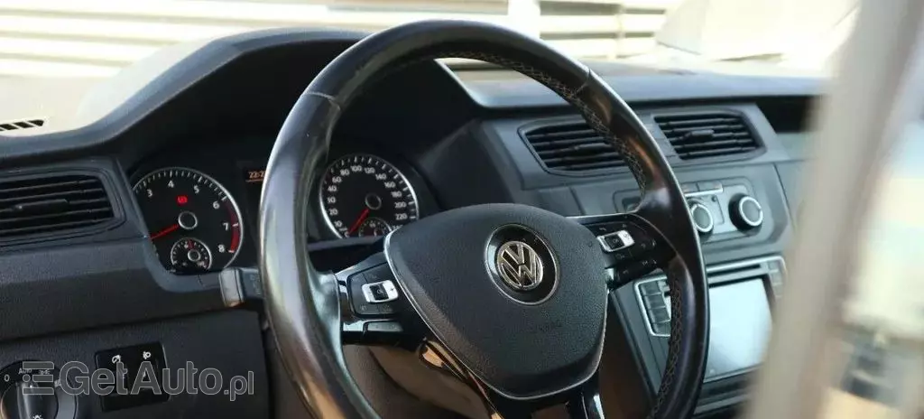 VOLKSWAGEN Caddy California 