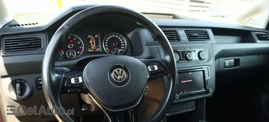 VOLKSWAGEN Caddy California 