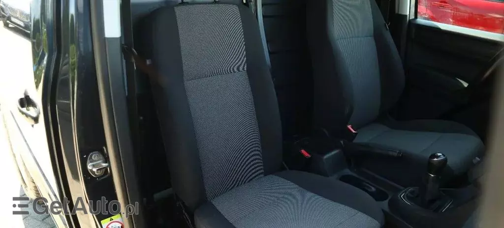 VOLKSWAGEN Caddy California 