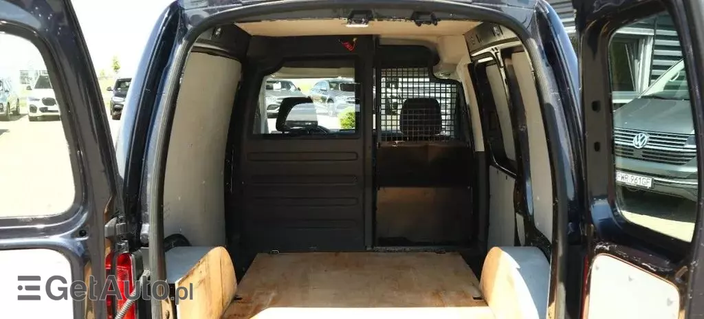 VOLKSWAGEN Caddy California 