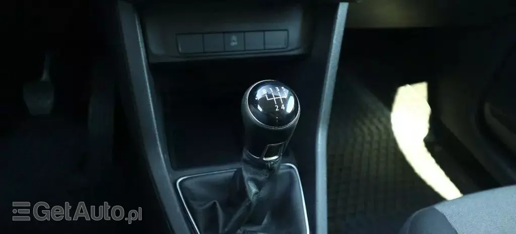 VOLKSWAGEN Caddy California 