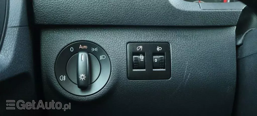 VOLKSWAGEN Caddy California 