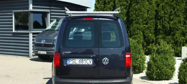 VOLKSWAGEN Caddy California 