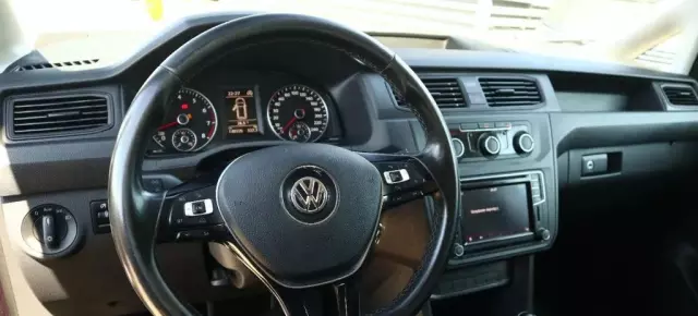 VOLKSWAGEN Caddy California 